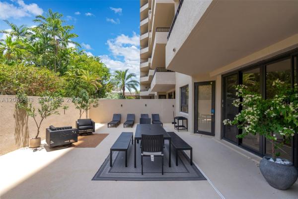 The EmeraldBay At Key Colony, 151 Crandon Blvd #138, Key Biscayne, Florida 33149, image 3