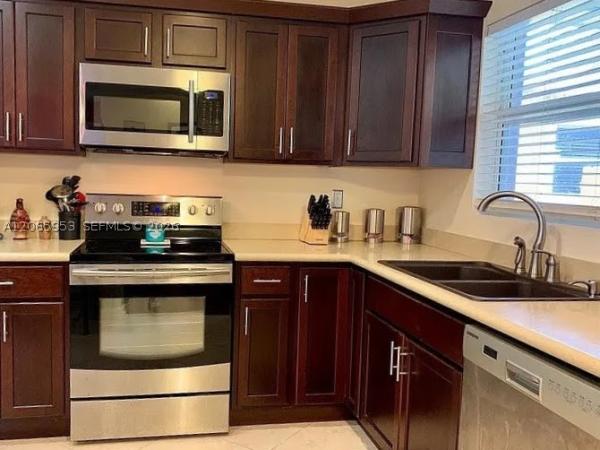 Hollywood Hills, 1905 N 47th Ave, Hollywood, Florida 33021, image 3