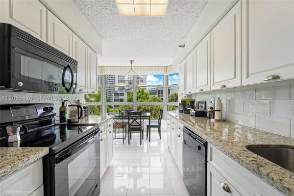 Mystic Pointe Tower 600, 3400 NE 192nd St #412, Aventura, Florida 33180, image 3