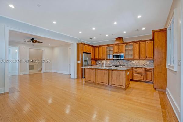 Carters, 3072 Carter St, Miami, Florida 33133, image 2