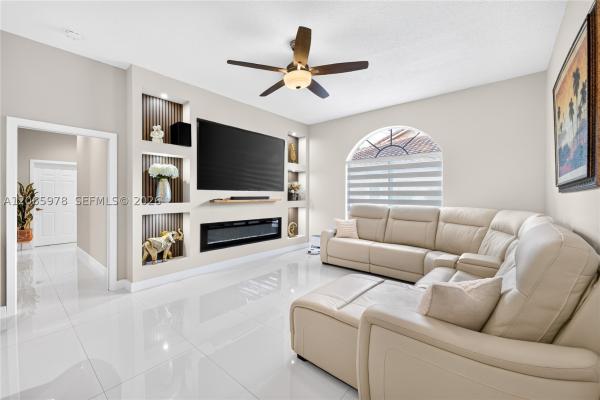 Majestic Bay, 12617 NW 23rd St, Pembroke Pines, Florida 33028, image 3