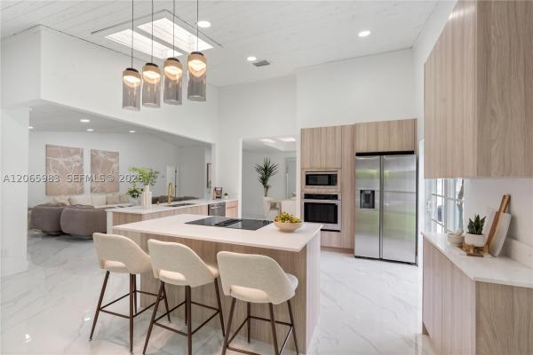 Cypress Glen, 695 NW 107th Ln, Coral Springs, Florida 33071, image 2