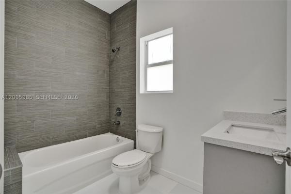 1567 NW 1st St #14, Miami, Florida 33125, image 2