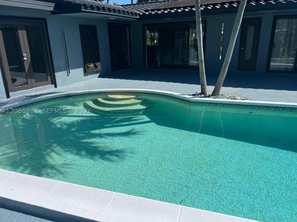 Country Club Homes, 1112 N 13th Ave, Hollywood, Florida 33019, image 2