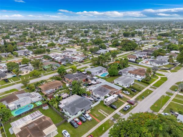11940 SW 186th St, Unincorporated Dade County, Florida 33177, image 2