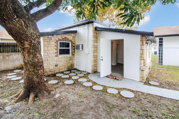 7770 NW 9th Ave, Unincorporated Dade County, Florida 33150, image 1