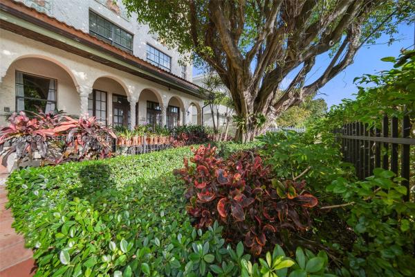 Venetian Manor, 934 Michigan Ave #207, Miami Beach, Florida 33139, image 3