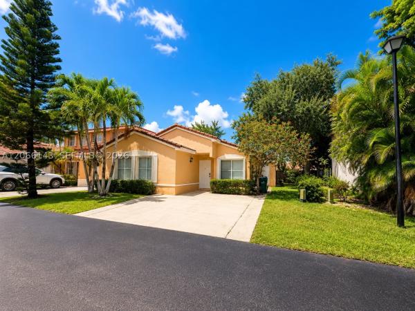 9720 SW 164th Ave, Unincorporated Dade County, Florida 33196, image 2