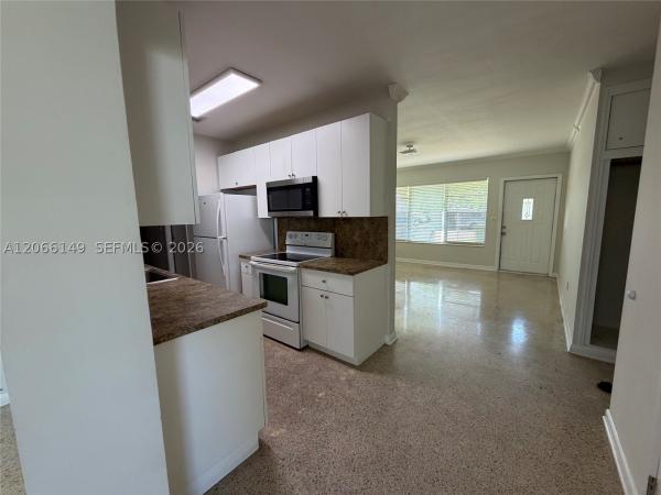 Palm Springs, 980 W 53rd Ter, Hialeah, Florida 33012, image 1