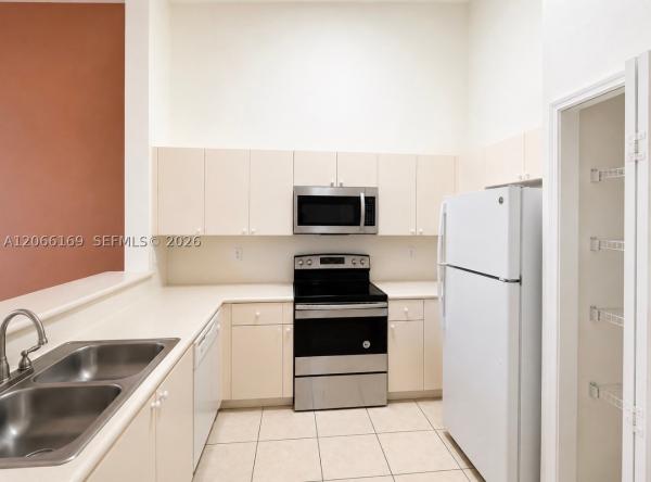 Shoma At Keys Cove, 2811 SE 17th Ave #206, Homestead, Florida 33035, image 1