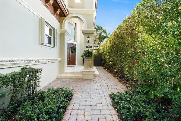 Biscayne Point, 1490 Cleveland Rd, Miami Beach, Florida 33141, image 1