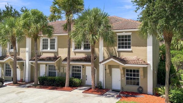 Pelican Pointe, 12135 SW 3rd St, Pembroke Pines, Florida 33025, image 2
