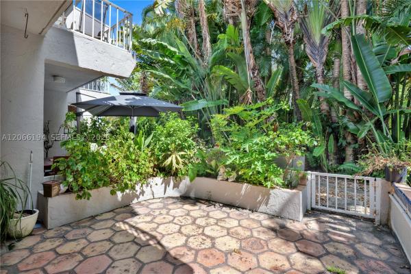 Lookout Bay, 6011 N Bayshore Dr #10, Miami, Florida 33137, image 3