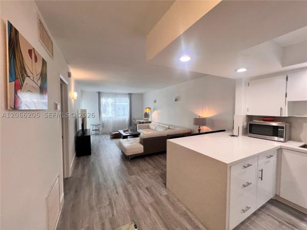 Galen Drive Area, 240 Galen Dr #302, Key Biscayne, Florida 33149, image 1
