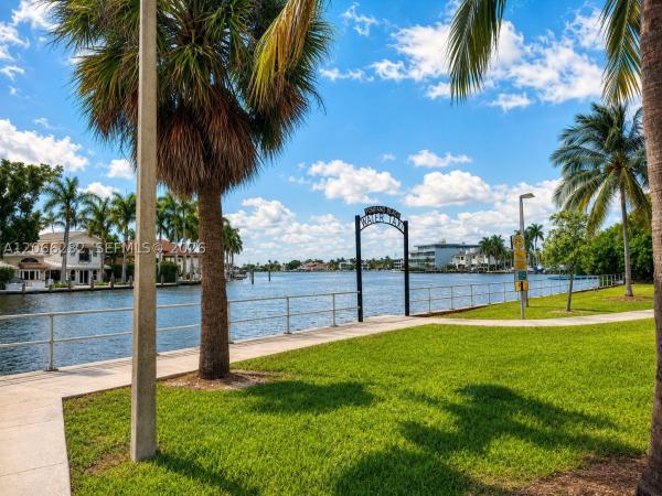 Lakeside, 3201 SE 12th St #A2, Pompano Beach, Florida 33062, image 3