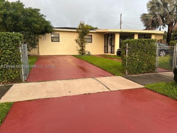 11821 SW 185th Ter, Unincorporated Dade County, Florida 33177, image 2