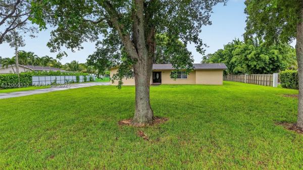 Country Club Ranches, 4401 SW 143rd Ave, Miramar, Florida 33027, image 2