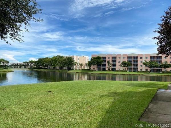 7980 N Nob Hill Rd #102, Tamarac, Florida 33321, image 2