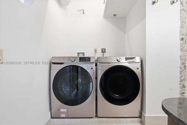 Portsview At Waterways, 3610 Yacht Club Dr #1114, Aventura, Florida 33180, image 2