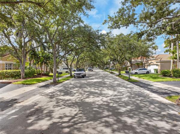 Hibiscus Island, 1520 Seabay Rd, Weston, Florida 33326, image 3