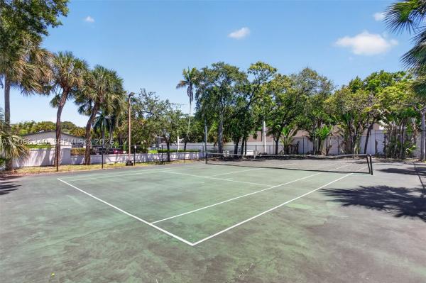 Marina Oaks, 2445 SW 18th Ter #807, Fort Lauderdale, Florida 33315, image 1
