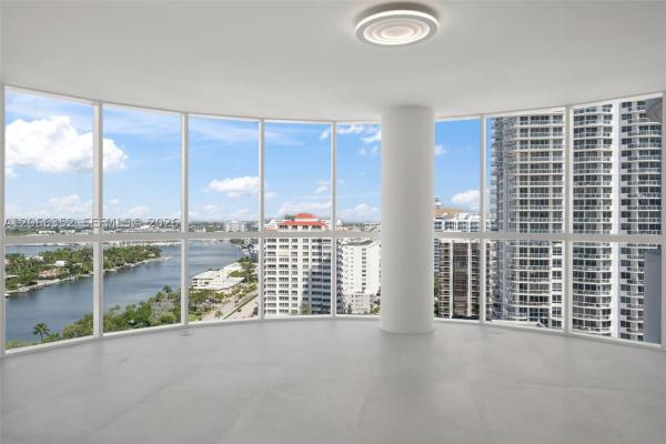 La Gorce Palace, 6301 Collins Ave #2307, Miami Beach, Florida 33141, image 2