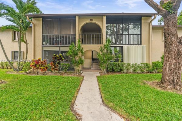 Pine Ridge North 1, 511 Shady Pine Way #D1, Greenacres, Florida 33415, image 2