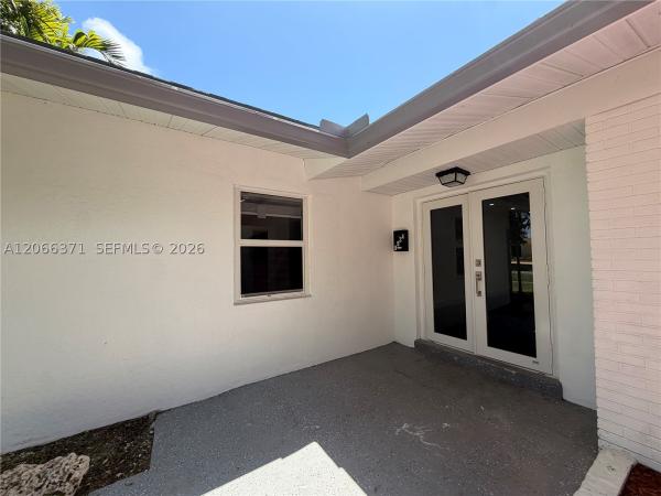 Bel Aire, 9934 SW 195th St, Cutler Bay, Florida 33157, image 1