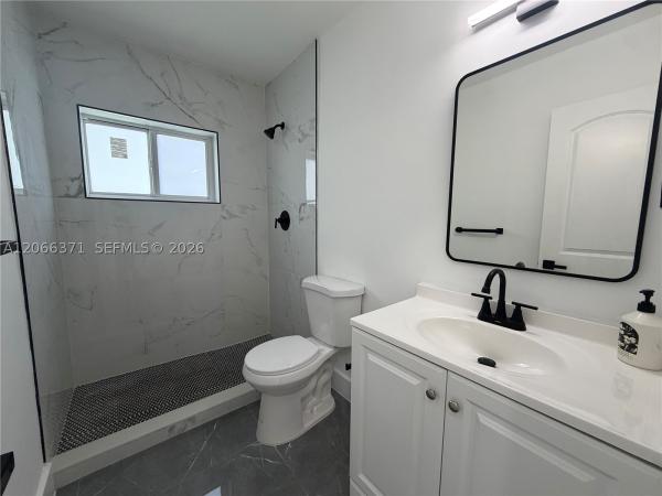 Bel Aire, 9934 SW 195th St, Cutler Bay, Florida 33157, image 2