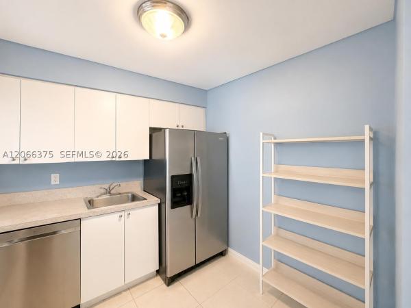 Towers Of Oceanview Point, 200 Leslie Dr #727, Hallandale Beach, Florida 33009, image 3