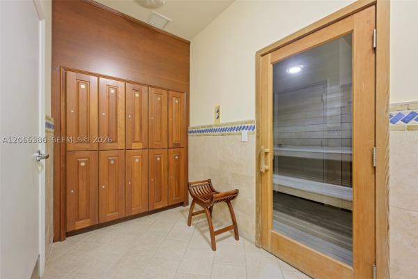 Turnberry On The Green, 19501 W Country Club Dr #208, Aventura, Florida 33180, image 3