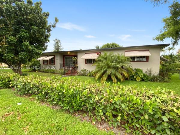 1065 NE 107th St, Unincorporated Dade County, Florida 33161, image 1
