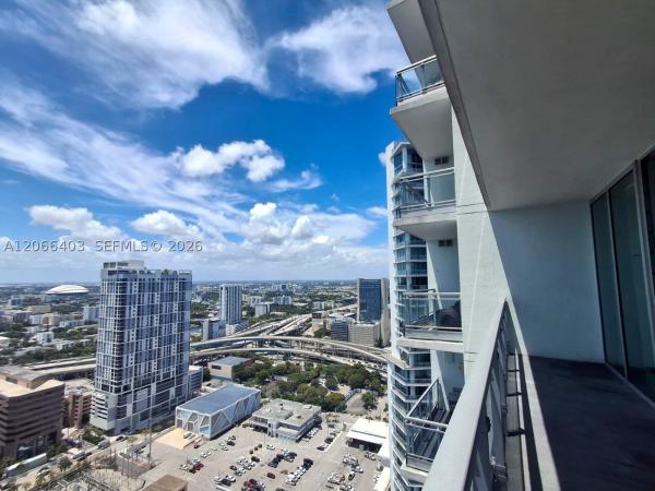 Mint At Riverfront, 92 SW 3rd St #3808, Miami, Florida 33130, image 3