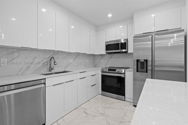 Country Club Village, 669 NW 15th Ave, Boca Raton, Florida 33486, image 3