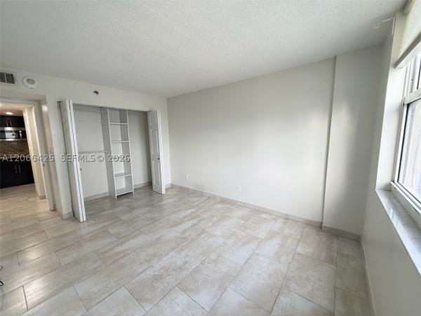 Isola, 770 Claughton Island Dr #1914, Miami, Florida 33131, image 2