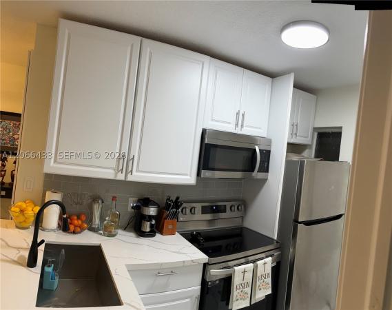 400 N 60th Way #1-2, Hollywood, Florida 33024, image 2