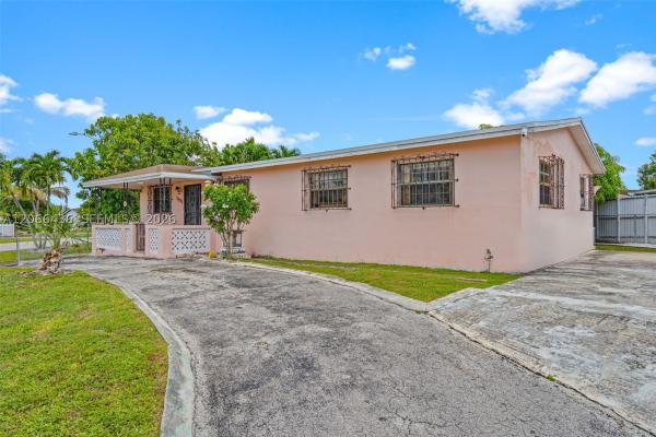 11985 SW 181st Ter, Unincorporated Dade County, Florida 33177, image 3