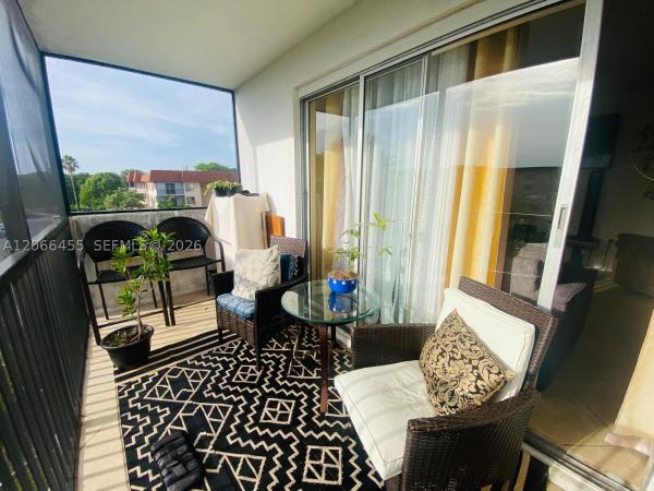 The Manors Of Inverrary, 4164 Inverrary Dr #415, Lauderhill, Florida 33319, image 3