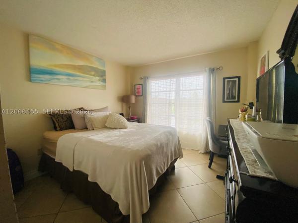 The Manors Of Inverrary, 4164 Inverrary Dr #415, Lauderhill, Florida 33319, image 1