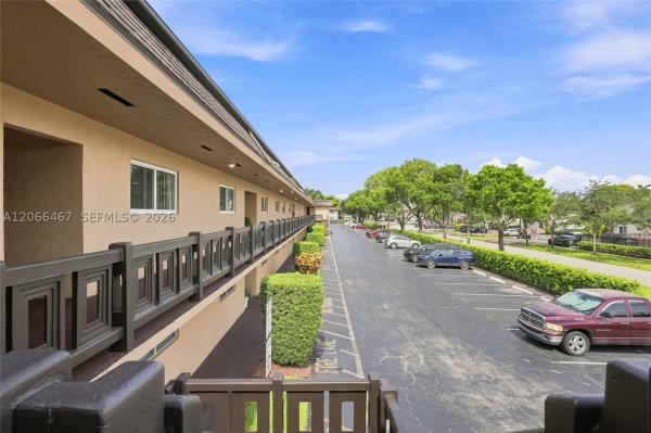 Lakeside Manor North, 5900 NW 17th Pl #203, Sunrise, Florida 33313, image 1