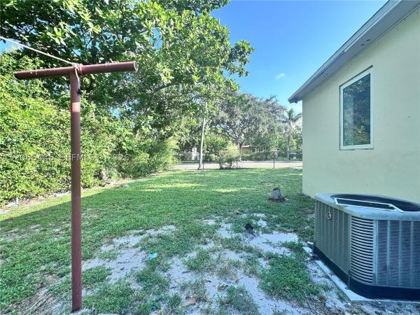Shephard Heights, 12780 NW 16th Ave, North Miami, Florida 33167, image 3