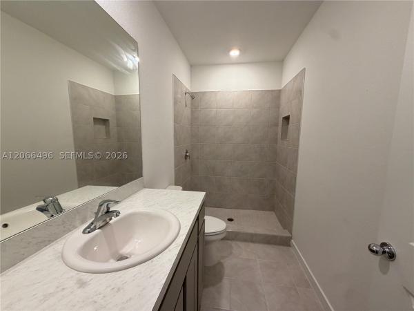 390 NE 12th St, Florida City, Florida 33034, image 2