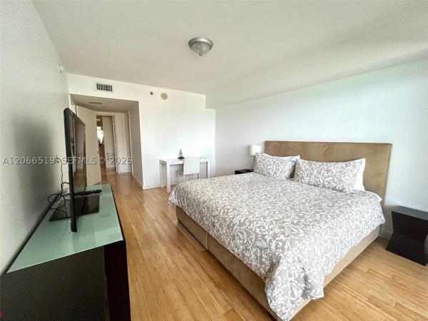 Beach Club 2, 1830 S Ocean Dr #1711, Hallandale Beach, Florida 33009, image 3