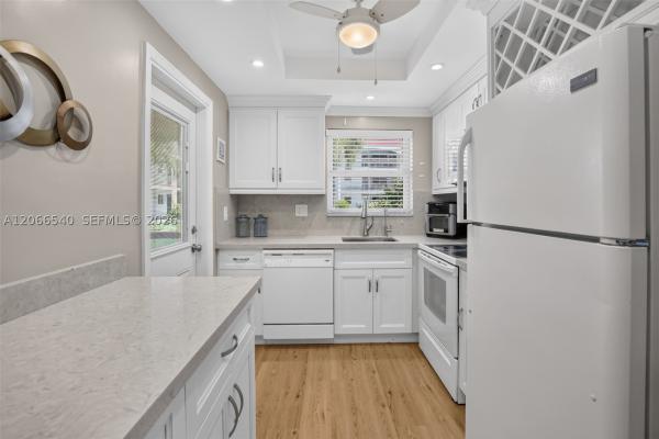 Casa Paradiso, 580 Egret Dr #108, Hallandale Beach, Florida 33009, image 2