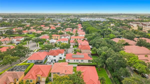 Emerald Courts, Weston, Florida 33331, image 3