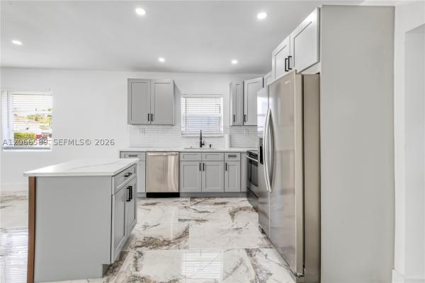 Lauderdale Pines, 809 SW 17th St #1, Fort Lauderdale, Florida 33315, image 2