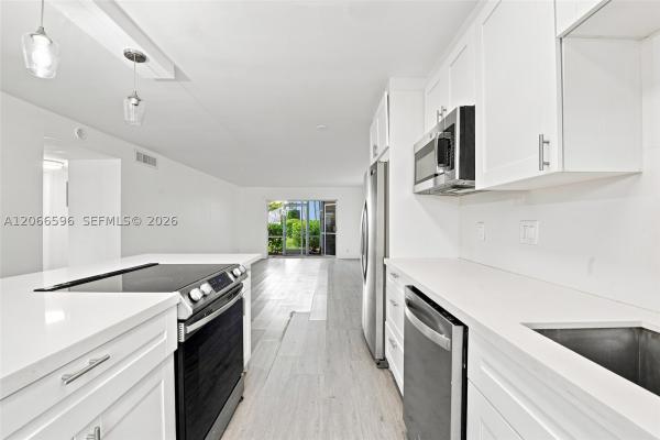 River House Gardens, 222 N Federal Hwy #115, Deerfield Beach, Florida 33441, image 2