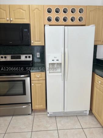 2953 W 80th St #204, Hialeah, Florida 33018, image 1