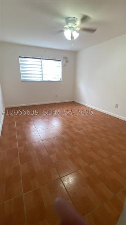 15205 NE 6th Ave #D104, Unincorporated Dade County, Florida 33162, image 3