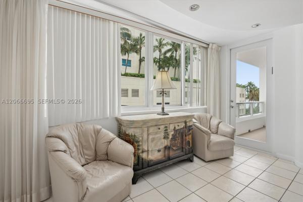 The Carriage Club, 5005 Collins Ave #424, Miami Beach, Florida 33140, image 3